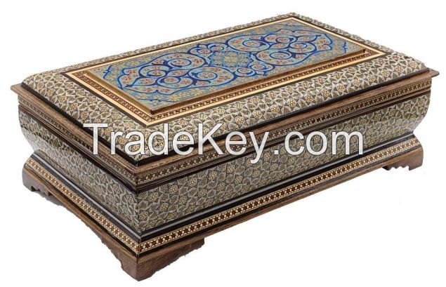 Decorative cutlery box