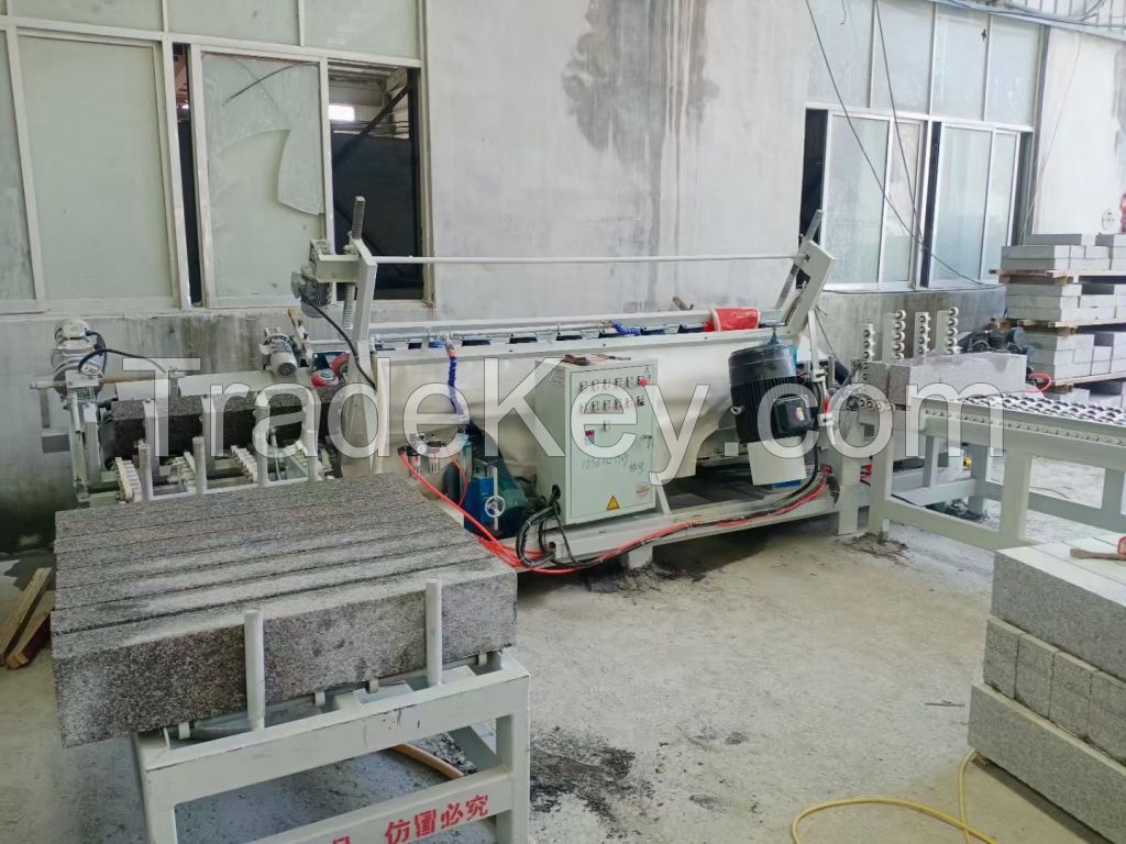 Automatic curbstone chamfer and grinding machine