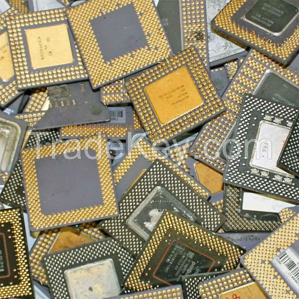 Inntel Pentum Pro Cerammic C-P-U Processor Scraps