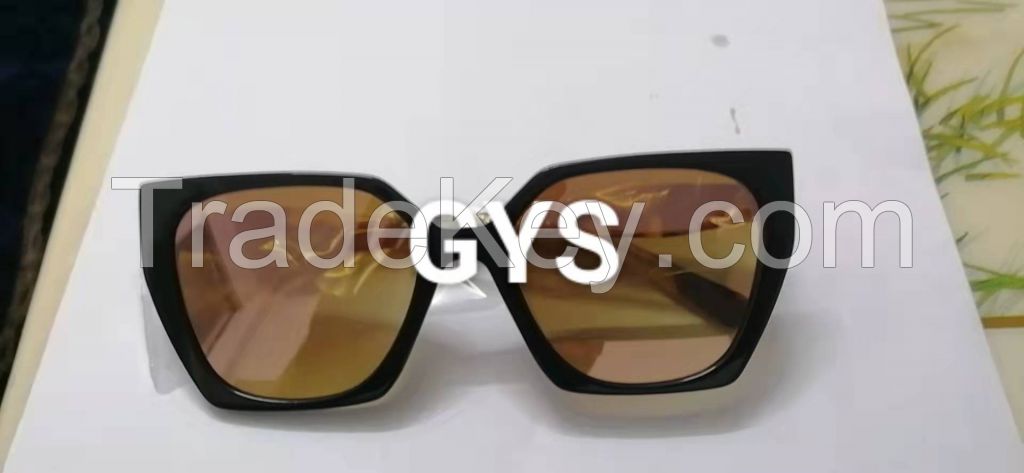 Fashion sunglasses