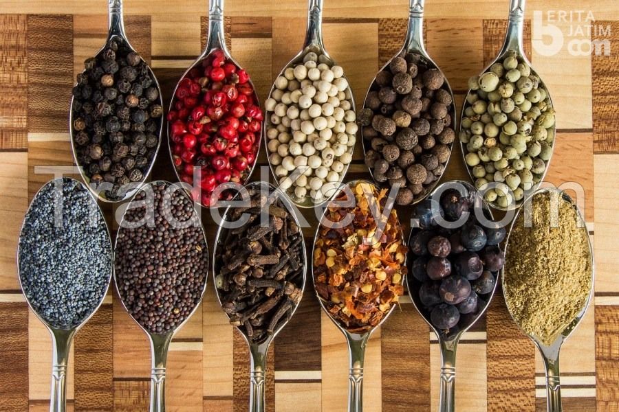 I want to supply of Spices, cloves, pepper, cinnamon, nutmeg, cardamom, vanilla, ginger, turmeric, etc.