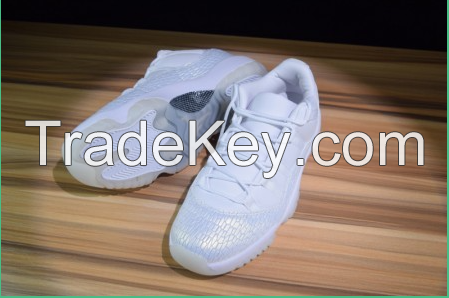 Low Heiress Frost White Sneakers