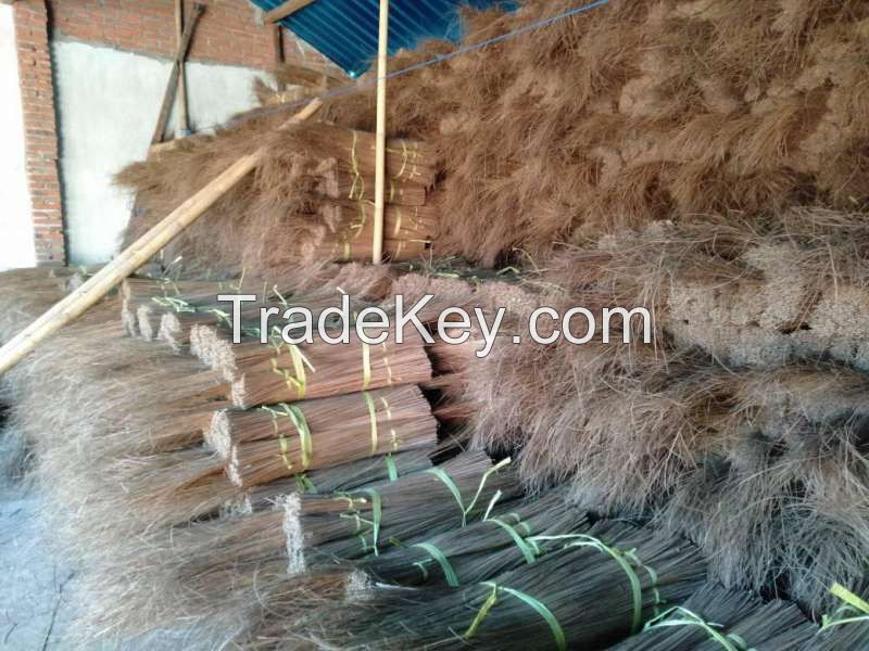 COCONUT BROOM STICK BEST PRICE - RAW MATERIAL TO MAKE BROOM