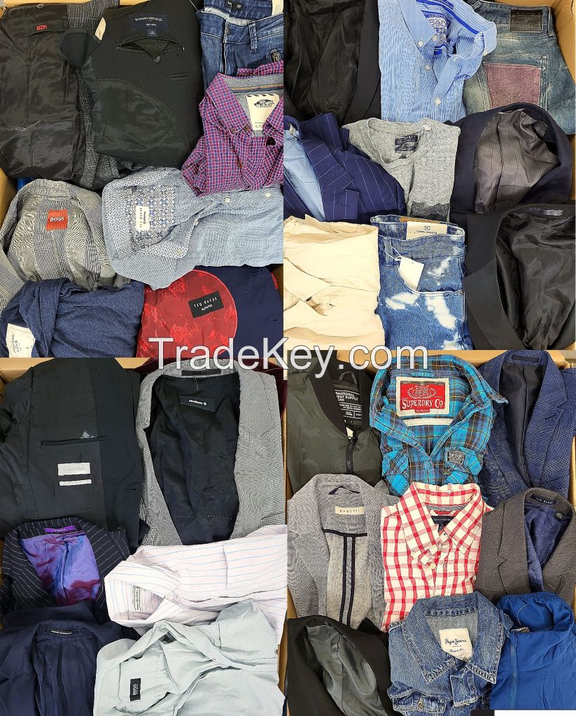 Second hand hand quality clothes, sorted mixes