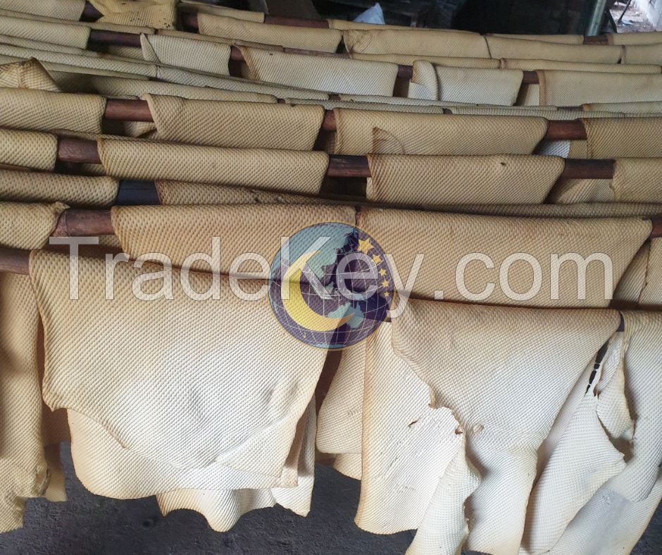 RIBBED SMOKED SHEET RSS 3 HIGH QUALITY FOR TIRE MANUFACTURING FROM NGOC CHAU RUBBER IN VIETNAM