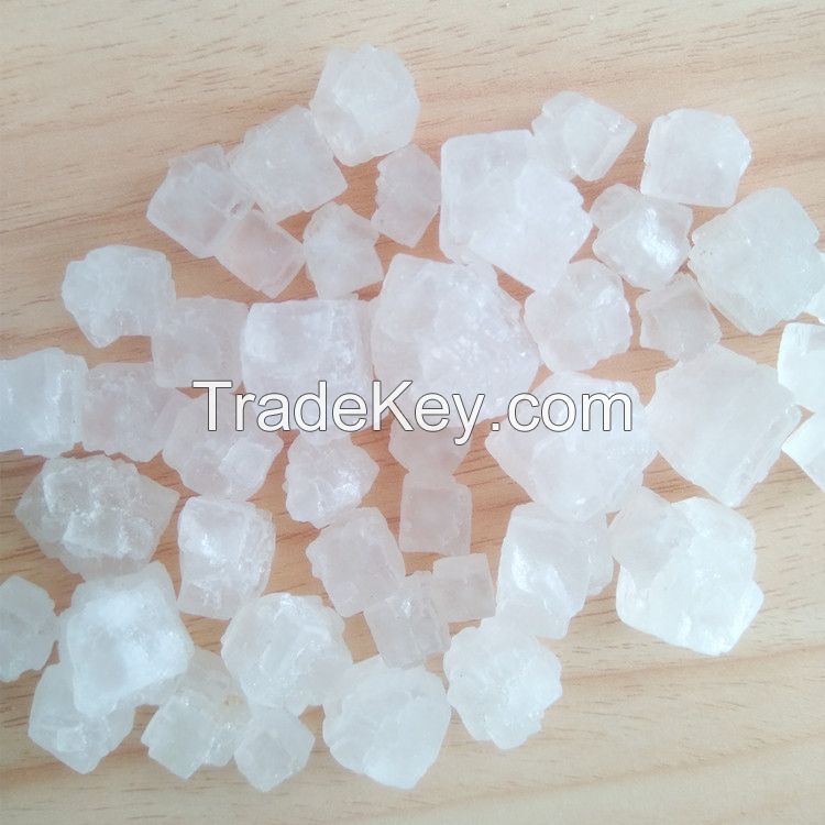 High content magnesium chloride snow melting salt