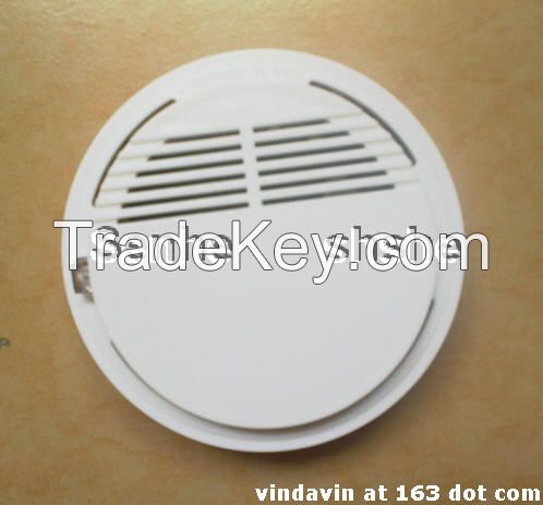 Standalone independent gsm smoke alarm alarm 9V battery operated