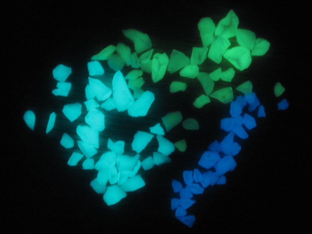 photoluminescent crushed chip (glow gravel, irregular stone )