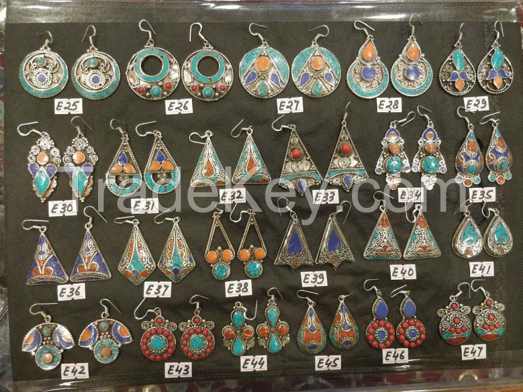 Metal Fashion Earrings (New Arrival)