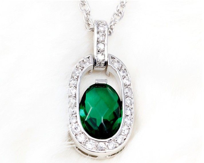 Sell Wholesale fashion Zircon Pendant Necklace for women jewelry necklace