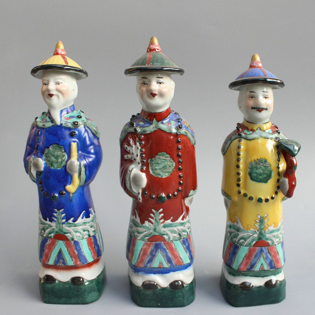 RYPT07 11.8inch Set of 3 Chinese Standing Emperor figurine