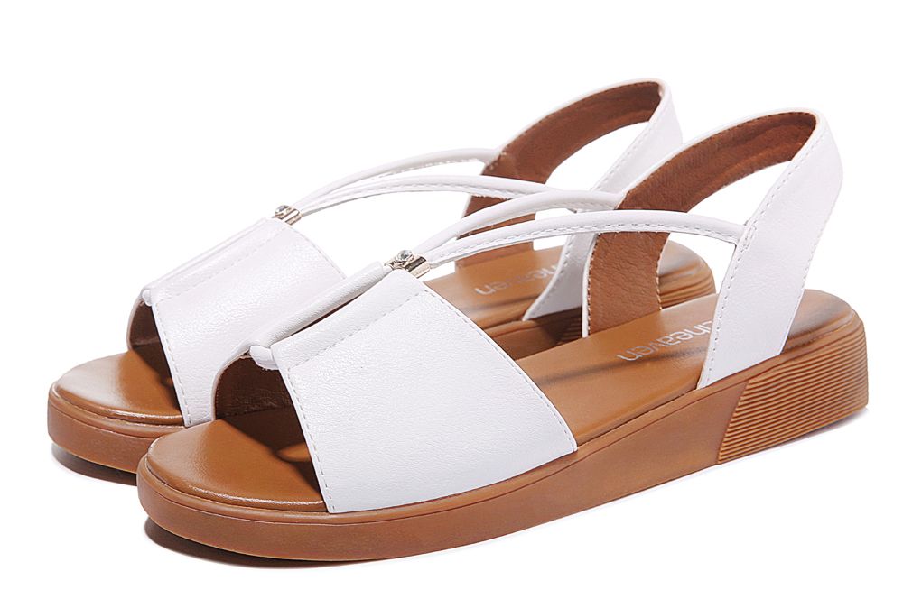 8607 Wholesale flat ankle strap buckle summer sandals slide lady flat women beach shoes