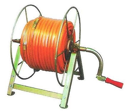 Iron-made spray hose reel