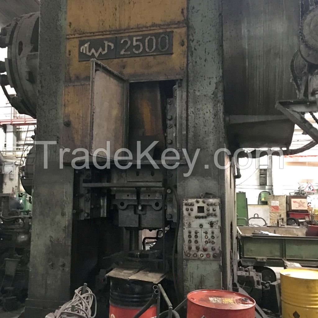 Hot forging press KB8544 - capacity 2500 tn / TMP Voronezh