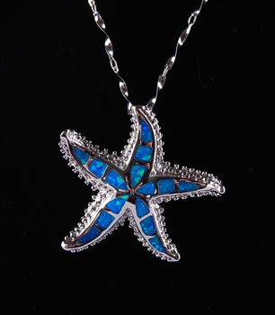 sea star pendant R42