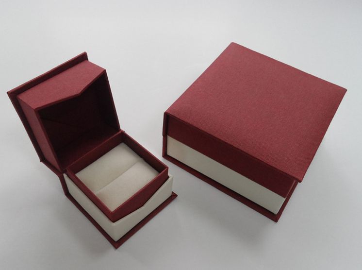 Ring boxes, cardboard boxes, paper jewelry box