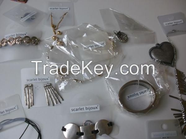 Fashion jewelry, hair accessories, Scarfs and shawl, etc.