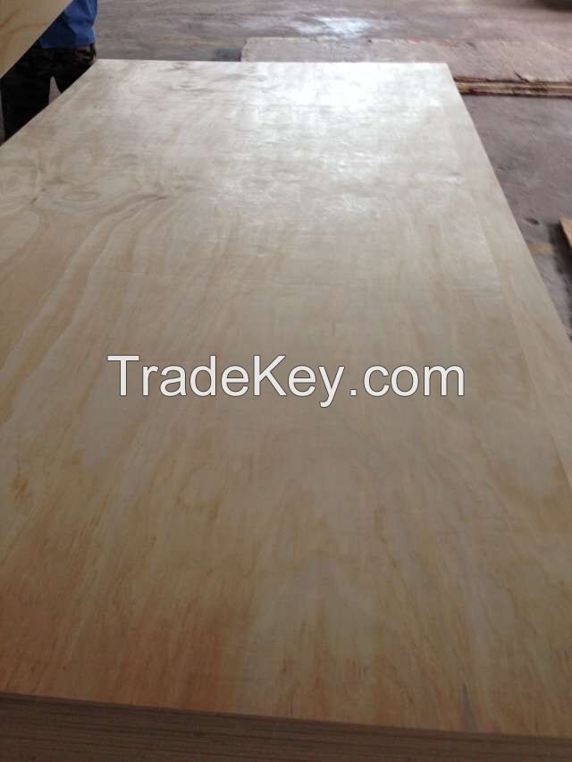 E0 Glue CARB P2 Pine Plywood For Furniture And Decoration