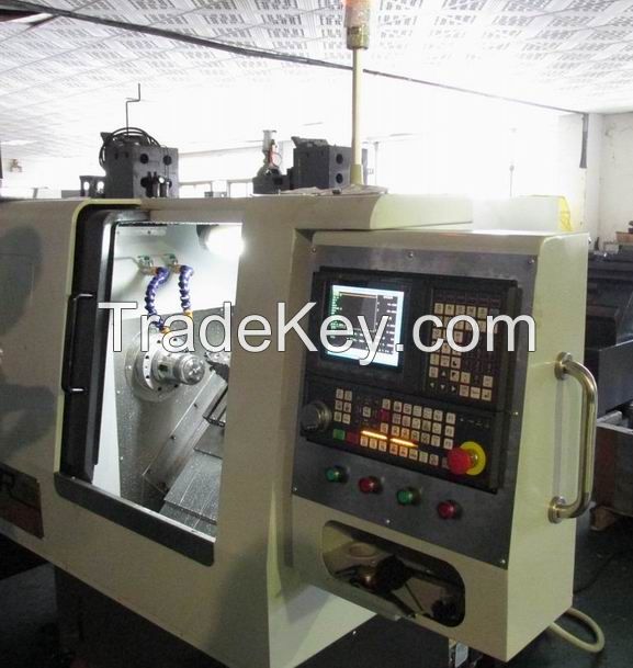 CNC Lathe Machine with good quality and price