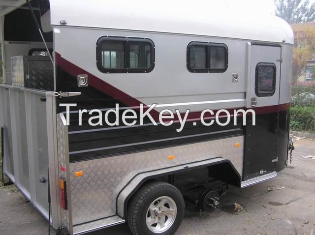 deluxe angle load horse trailer with kitchenette bunk beds inside