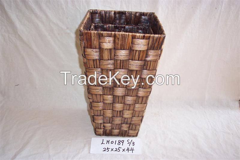 rattan planter