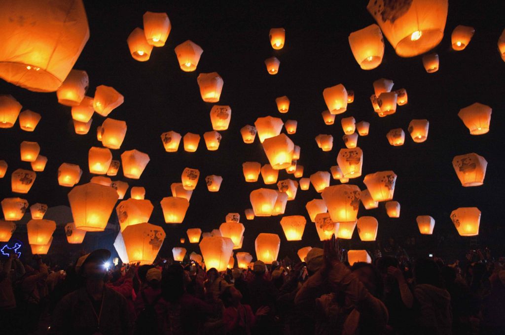 Sky Lanterns bulk offer