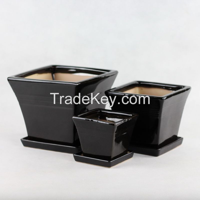 small ceramic flowerpot 402P