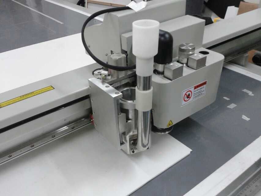 mobile memec material cutter plotter flatbed benchtop cutting pre press machine