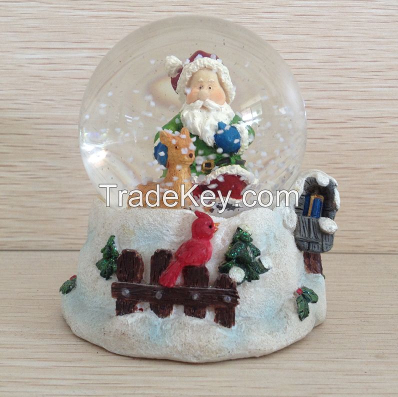 Christmas snow globe, made of resin