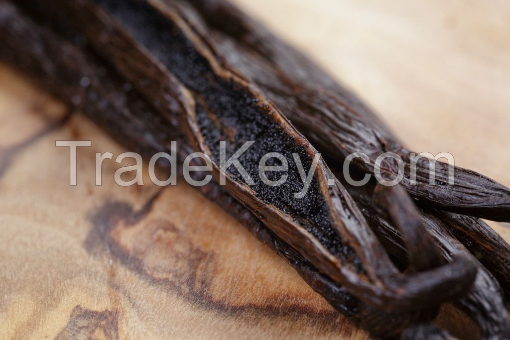 Vanilla Beans And Extract