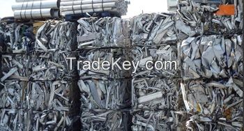 We sell Aluminum Scrap in large Quantity for End Users and importers