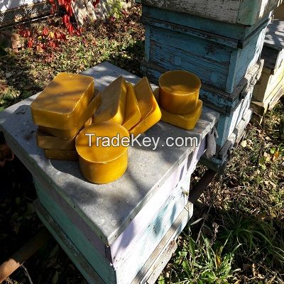 Natural beeswax