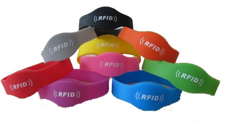 Sell RFID swimming wristband silicone