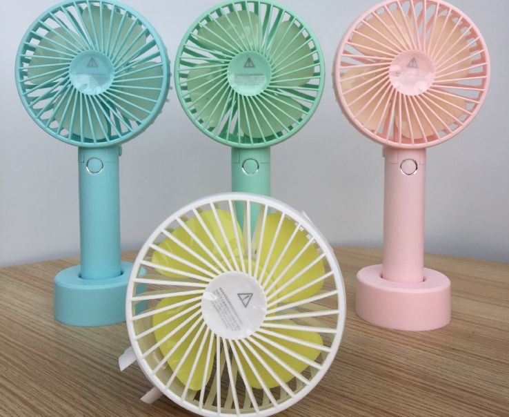 Foldable USB rechargeable fan with base