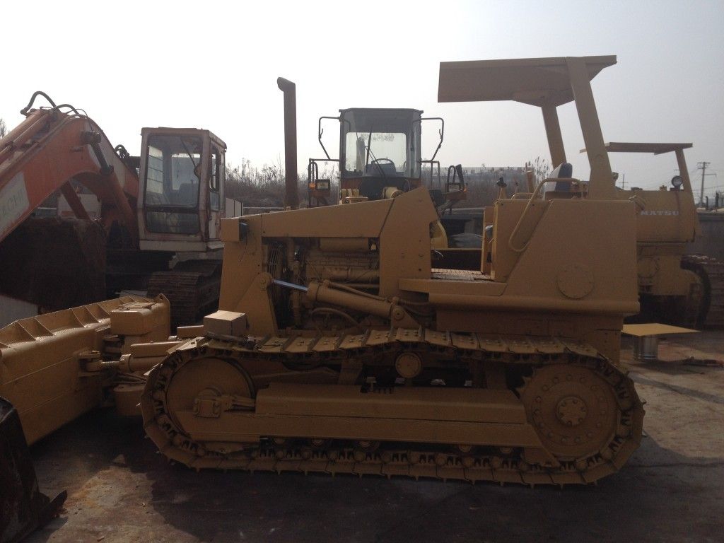 Sell Used Crawler Bulldozer Caterpillar D4C