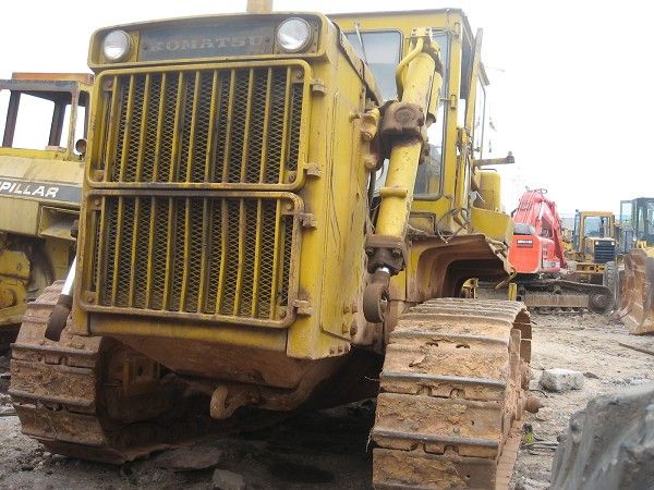 Sell Used Bulldozer Komatsu D85P-18