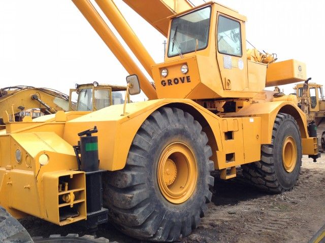 Sell Used Rough Terrain Crane Grove RT750