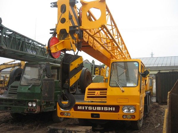 Sell Used  Tadano 25T Crane, Hydraulic Crane (TG250E) (TL250E)