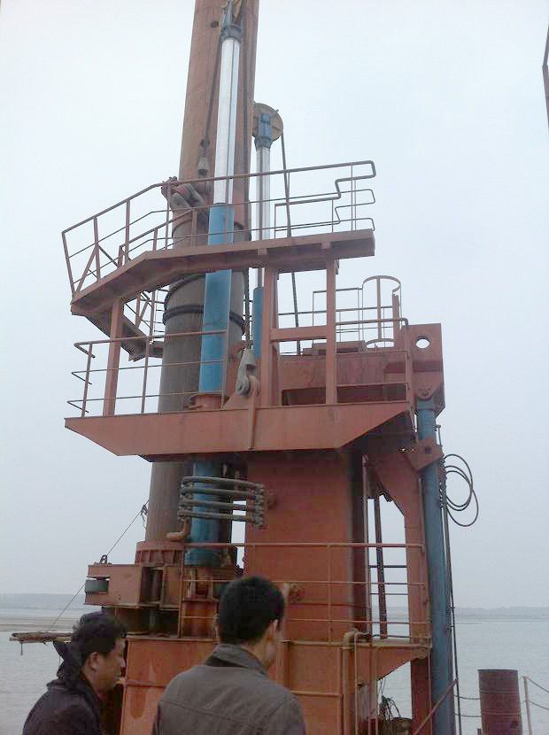 Dredge Spud Carrier /  Dredge Spud Carriage