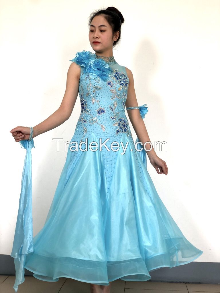 Competition Wear Ballroom Dresses