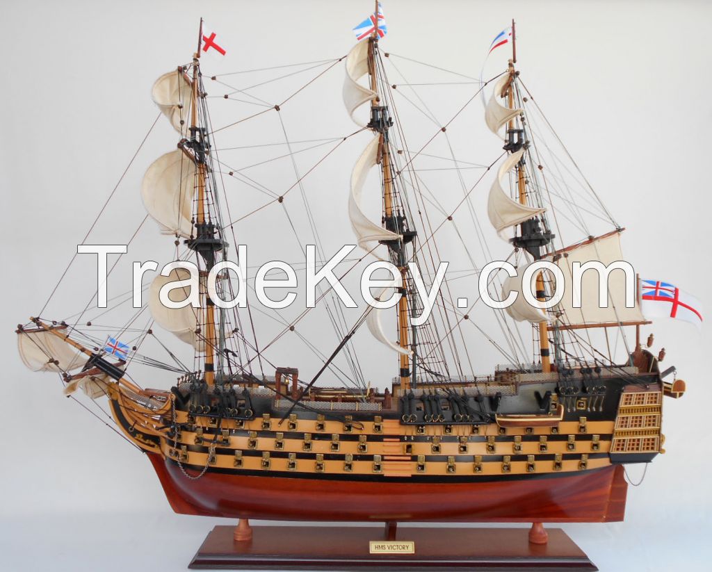 HMS VICTORY PAINTED Model Ship