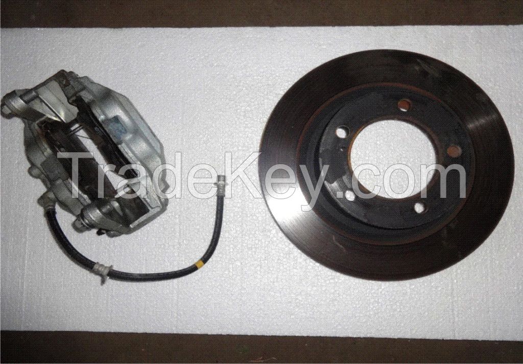 Brake disc front and front brake caliper with cable for Toyota LC200