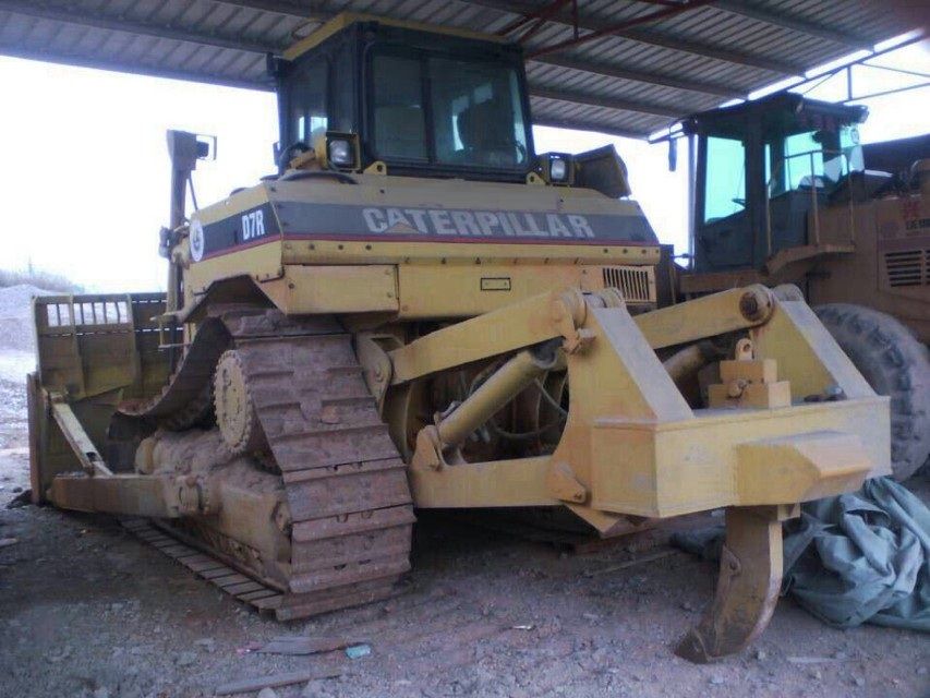 sell used CAT D7R  bulldozer