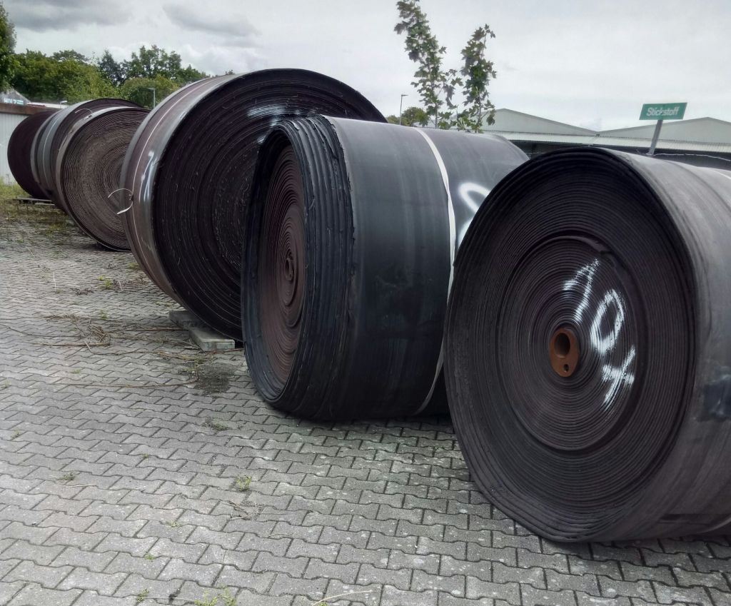 Used Rubber Conveyor Belts with textile ply, 68 tons