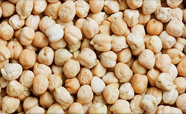 Kabuli chickpeas, garbanzo bean, pois chiche, chick peas, ceci