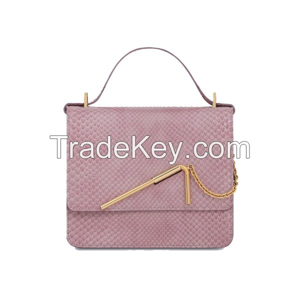 Women Handbag with crocodile printed and straw design