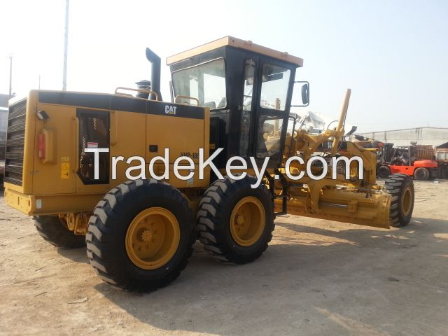 USED caterpillar motor road  grader 140K   (less than  50 working  hours )