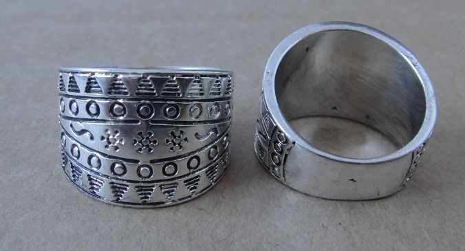 textured wide band ring