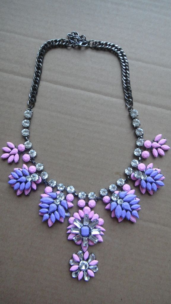 cupchain necklace with marquise/teardrop acrylic