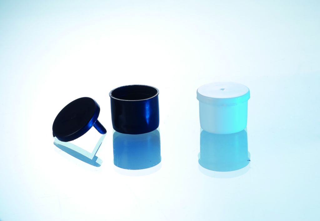 20 ml stool container mould